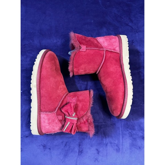 UGG Pink Bowed Short Boots - Picture 4 of 8